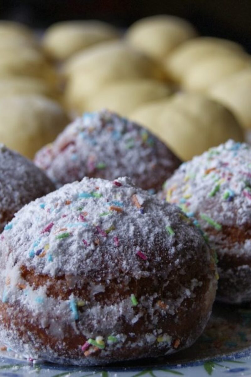 Prosty przepis na pączki.