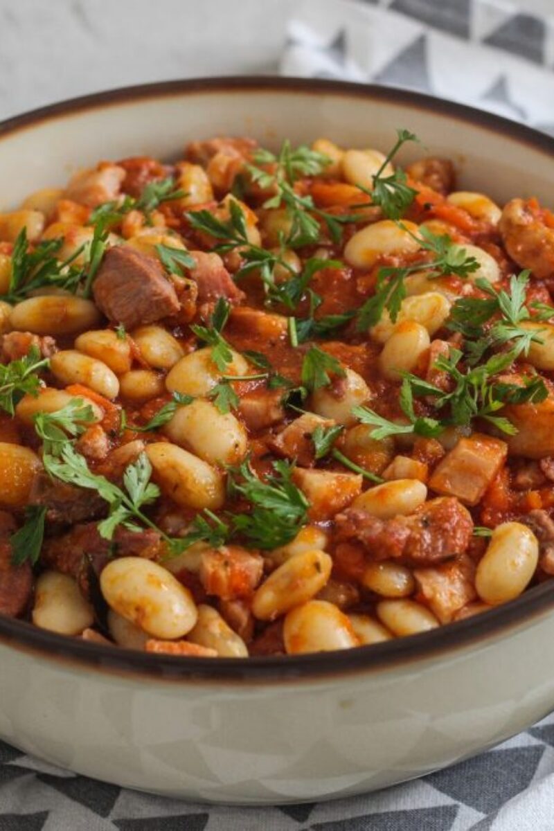 Cassoulet – francuski gulasz z fasolką