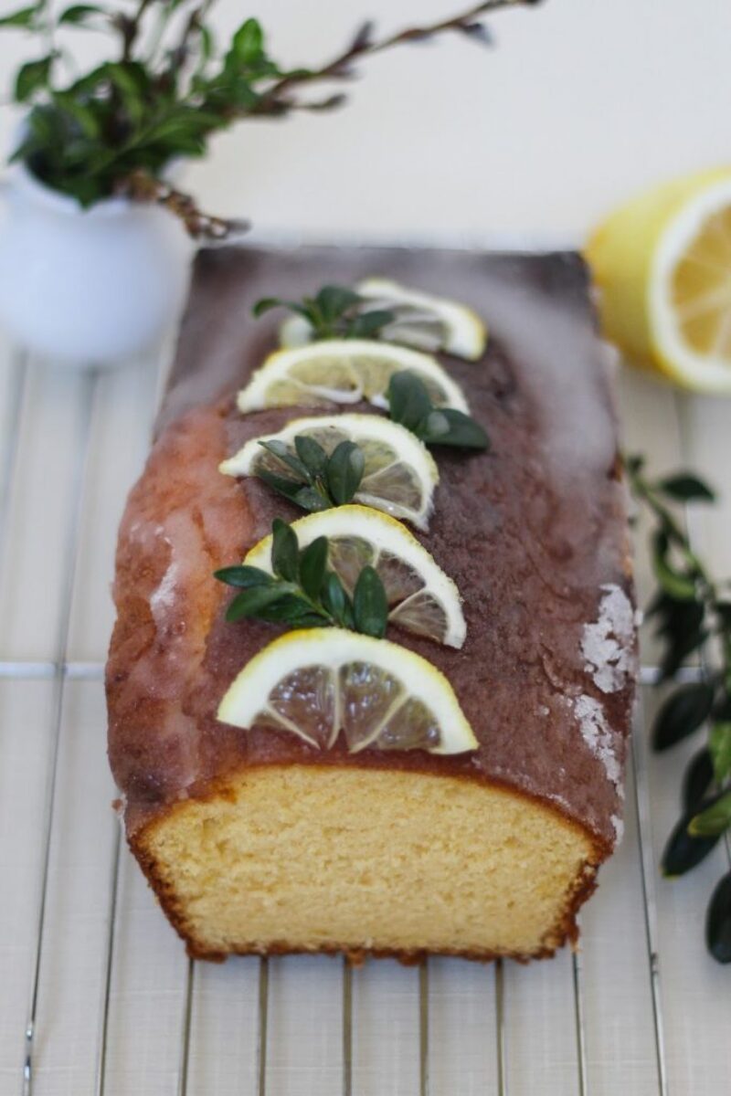 Najłatwiejsza babka cytrynowa na żółtkach.