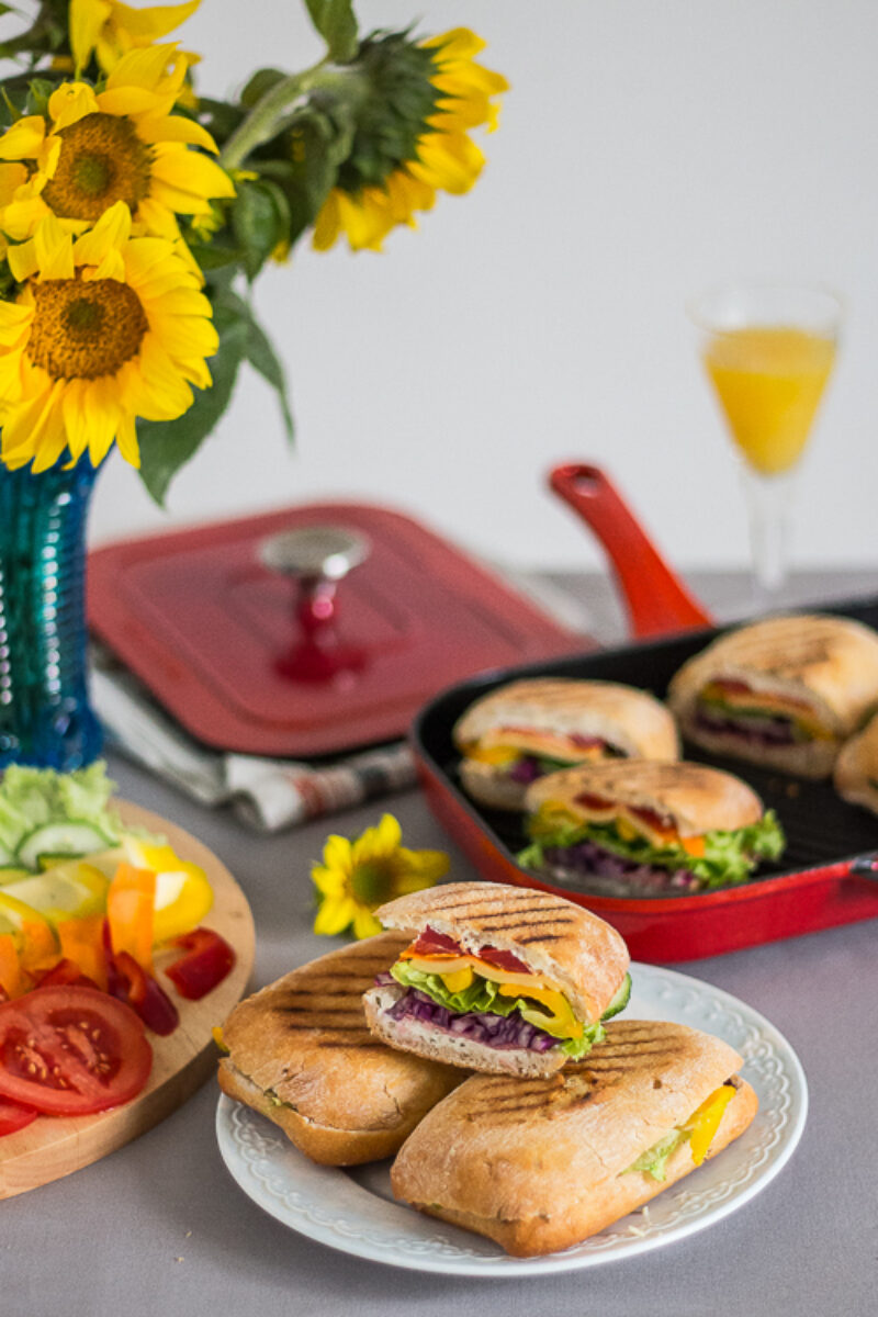 Grillowane tęczowe panini na pierwsze jesienne dni.