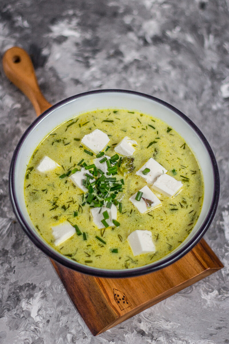 Zupa szparagowa z serem feta i ziemniakami
